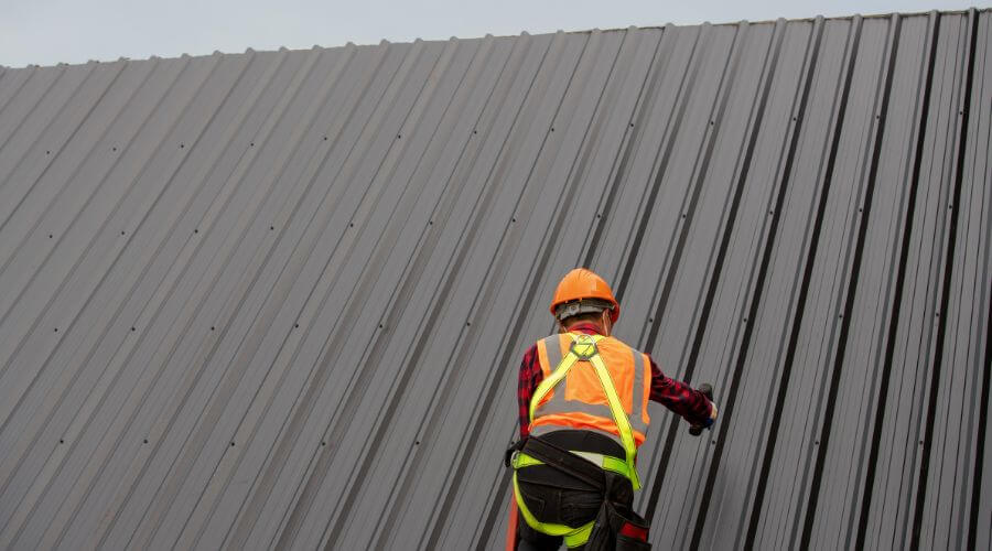 Expert new roof installation services in Loa, UT
